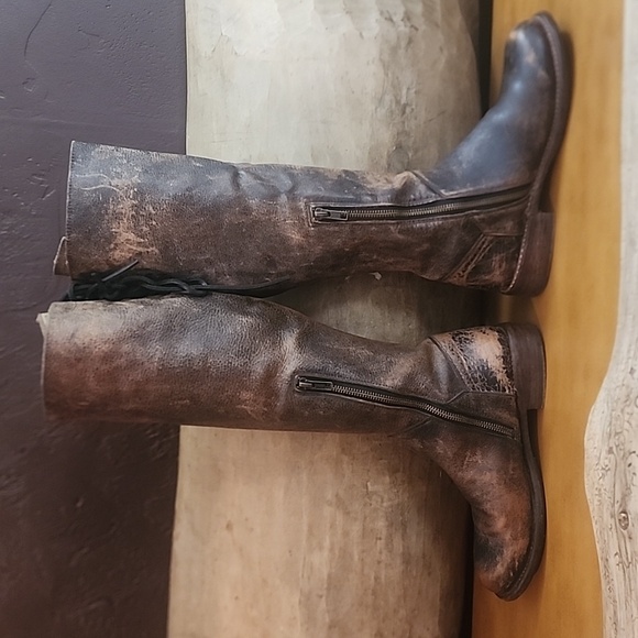 Bed Stu Manchester Hand Made Tall Distressed Leather Boots. Size: 7 - Picture 2 of 11